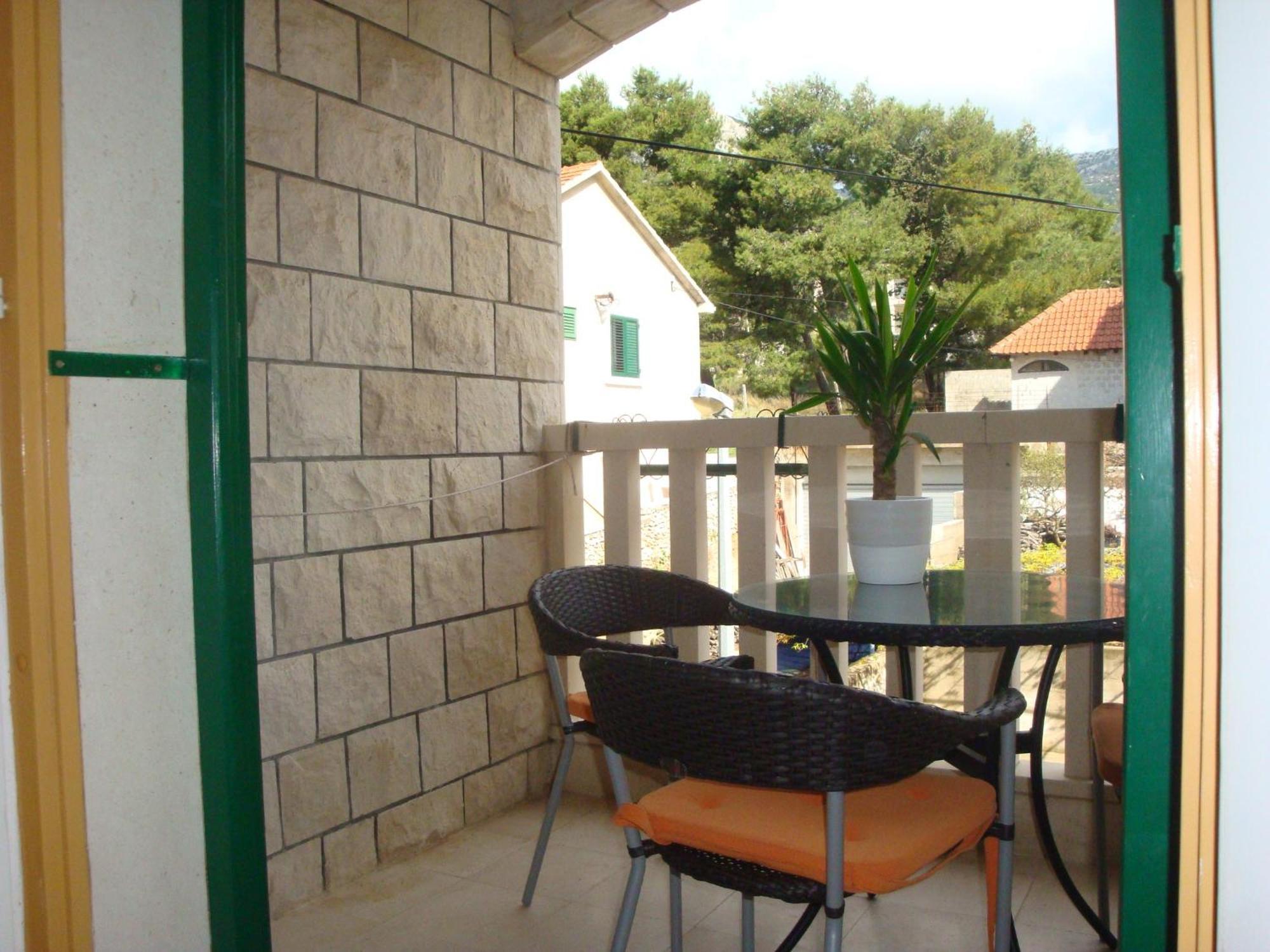 Guest House Marija Bol Bagian luar foto