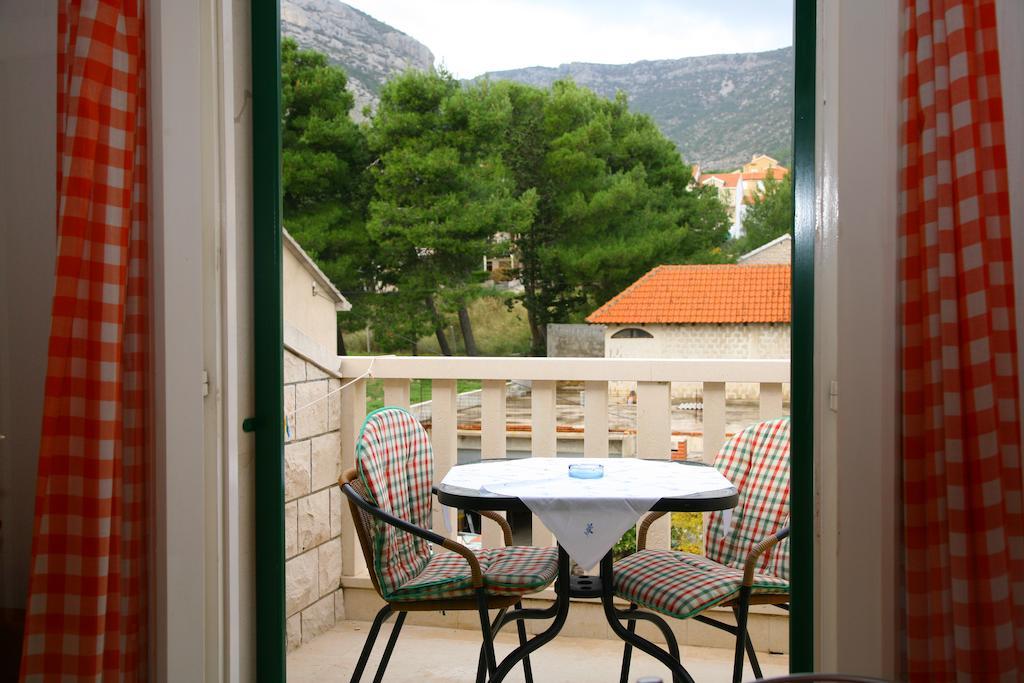 Guest House Marija Bol Bagian luar foto