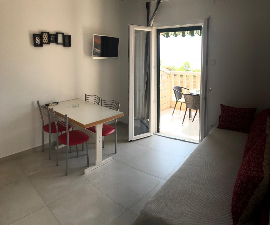 Guest House Marija Bol Bagian luar foto